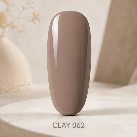 Clay 062 glossy taupe-grey gel-polish nail swatch