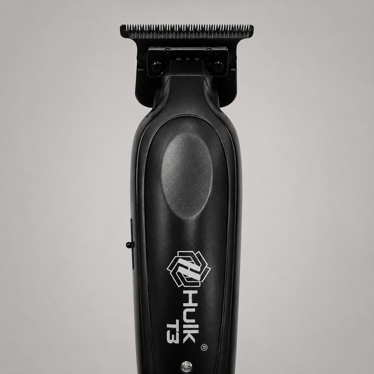 Close detail of the black Hulk T3 cordless trimmer body and T-blade