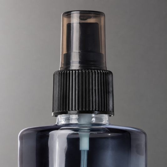L3VEL3 Midnight Aftershave Cologne 400ml clear cap, spray nozzle and ribbed collar detail