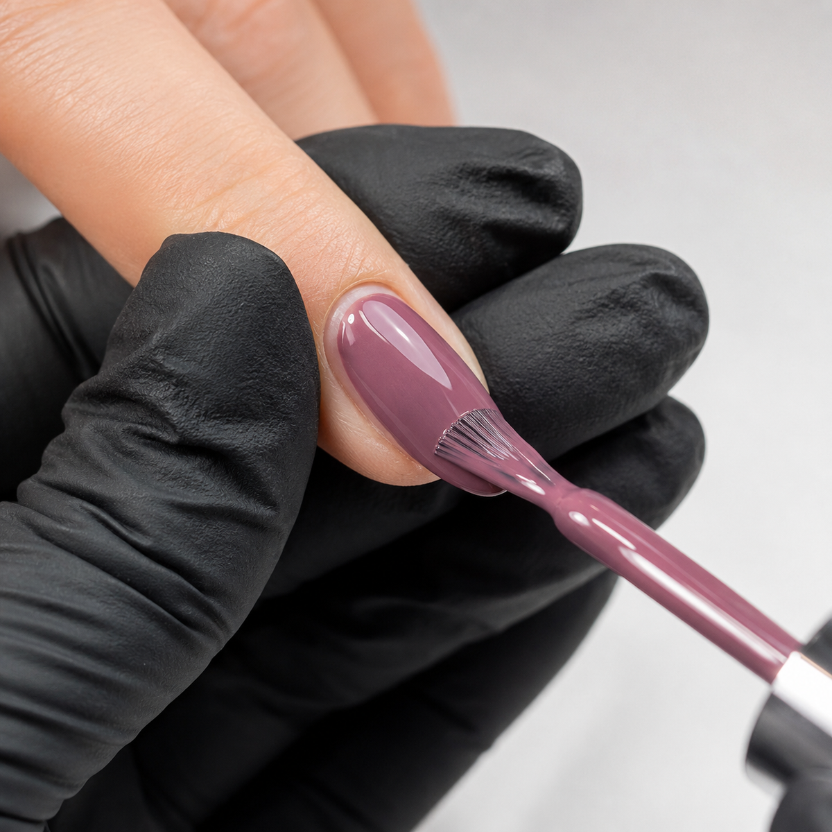 Professional application of ACOS HF054 Dark Grape gel colour