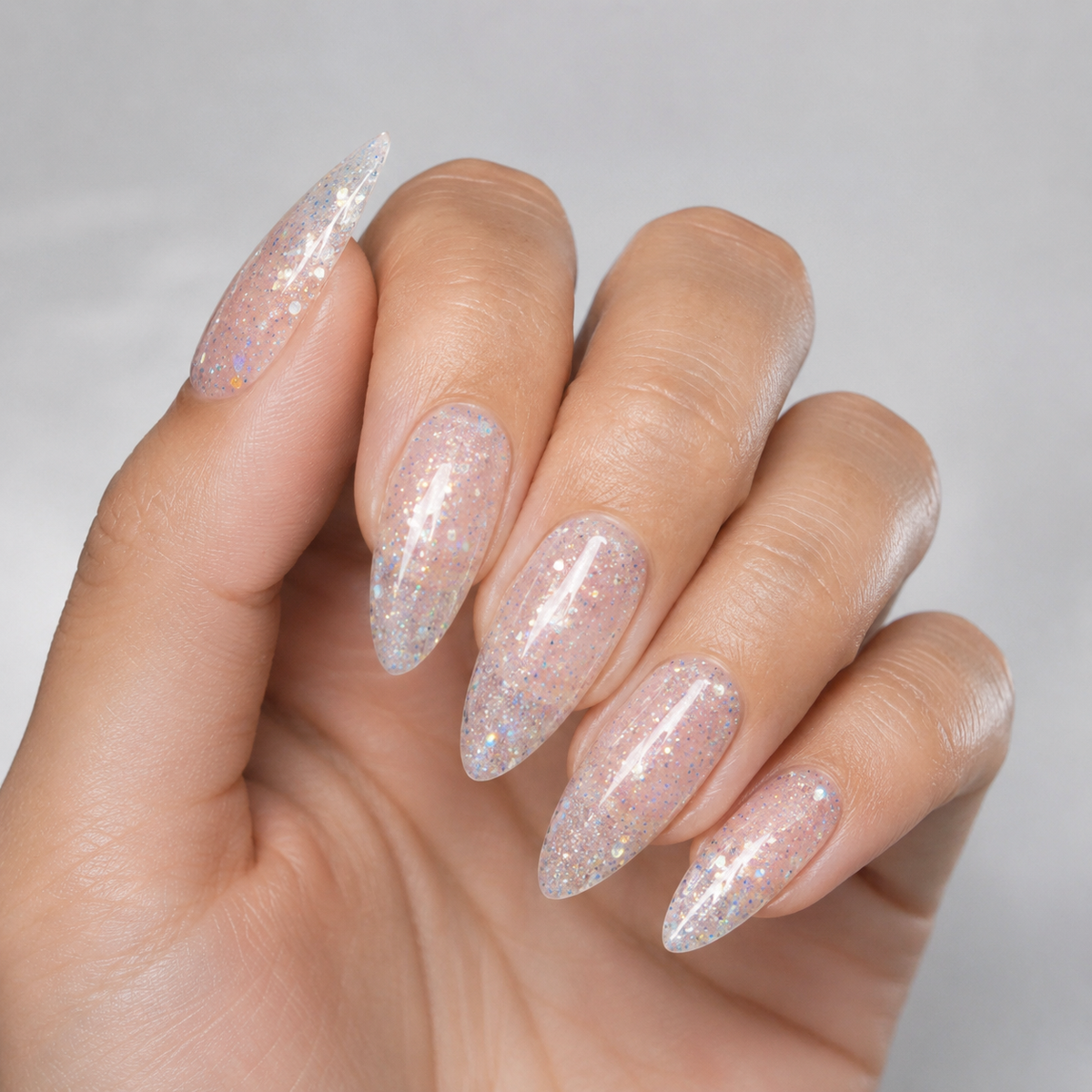 Finished nails wearing ACOS Slim Glitter 085 transparent multicolour glitter gel polish