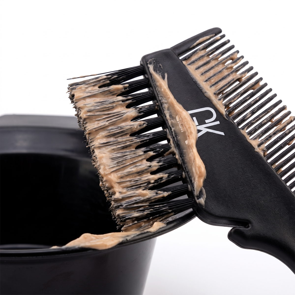 GK brush comb bristle and teeth detail