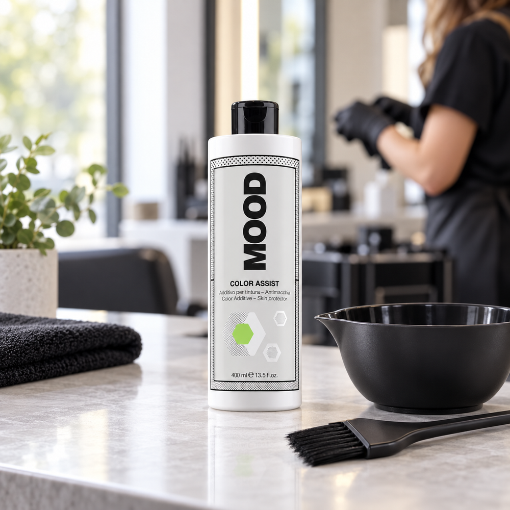 MOOD Colour Assist 400ml at a professional colour station with empty bowl and brush – AI-generated contextual illustration
