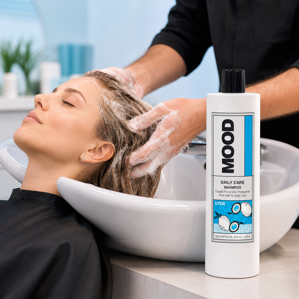 MOOD Daily Care Shampoo 1L – professional application