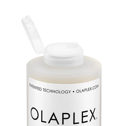 OLAPLEX No.4 Bond Maintenance Shampoo 250ml flip-top cap detail