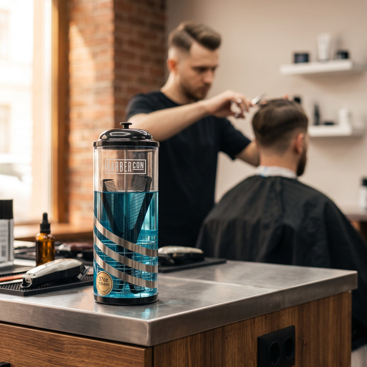 BARBERCON Unbreakable Acrylic Sterilizing Jar - 1094ml (37oz) lifestyle image