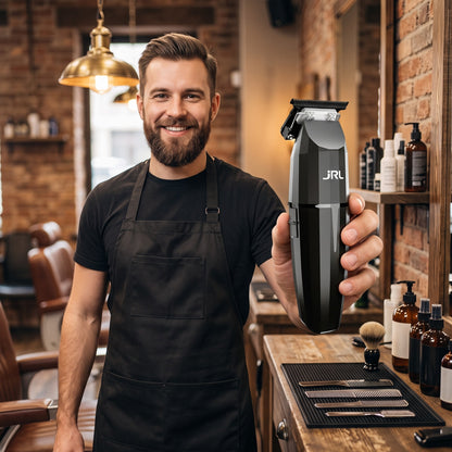 JRL Onyx Trimmer - Black lifestyle image