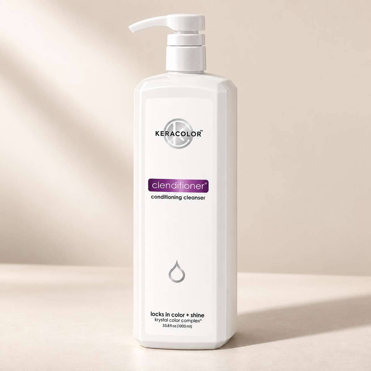 Keracolor Clenditioner Conditioning Cleanser 1L detail photograph