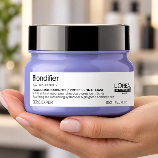 L’Oréal Professionnel Blondifier Mask 250ml held with its label facing forward.