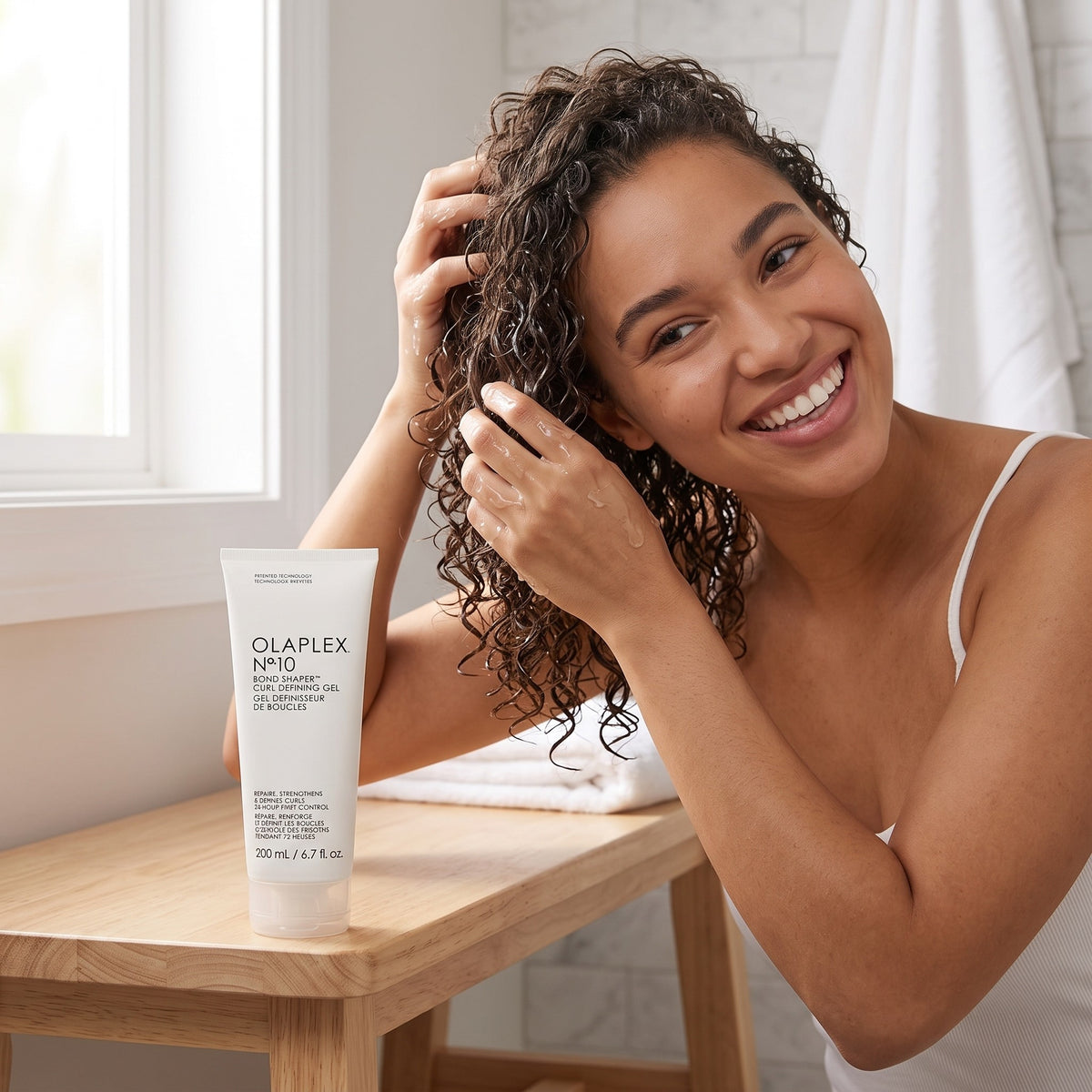 OLAPLEX No.10 Bond Shaper Curl Defining Gel 200ml