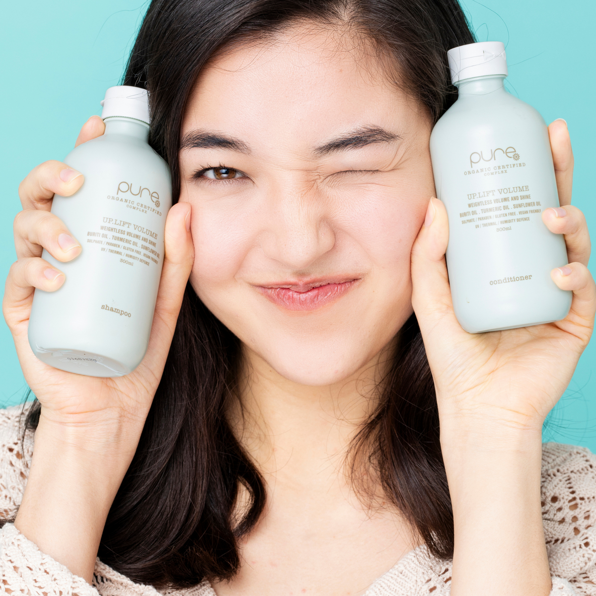 Pure Up.Lift Volume Shampoo 300ml - benefit and human-use image