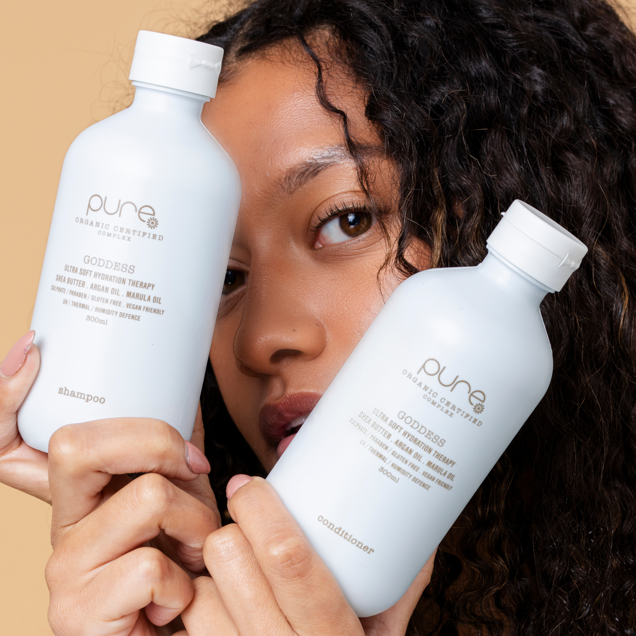 Pure Goddess Conditioner 300ml - benefit and human-use image